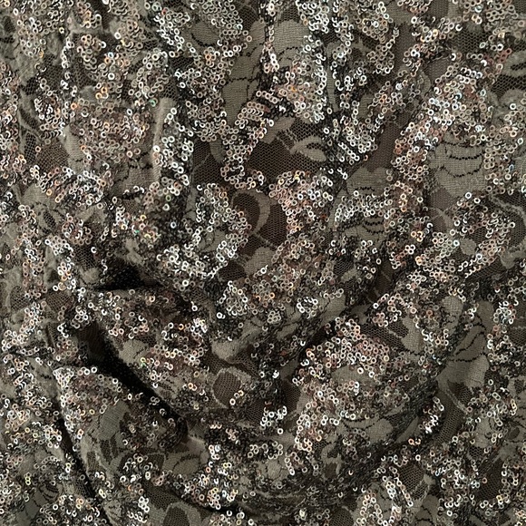 A woman’s Ralph Lauren evening size 8 dazzle them - Picture 3 of 13